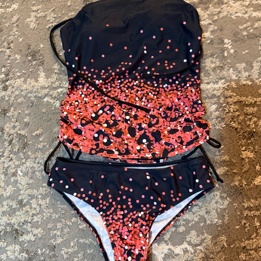 Stylish Black and Pink Women’s Two Piece